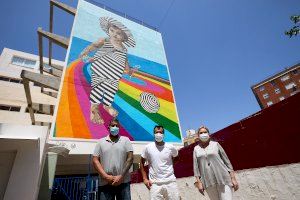 «La Filla del color» és el nou mural del #SerpisUrbanArtProject