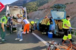 Grave accidente de tráfico en la A-7 en Alicante con uno de los heridos desaparecido