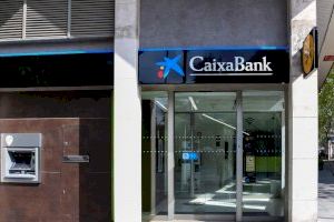 CaixaBank sustituye la marca Bankia de toda la red de oficinas