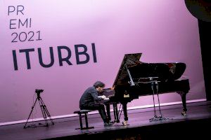 El Premio Iturbi selecciona a los 10 pianistas que pasan a la semifinal