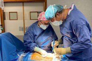 Vithas Castellón aplica una nueva técnica quirúrgica endoscópica para tratar sin cicatrices las diástasis de rectos y hernias