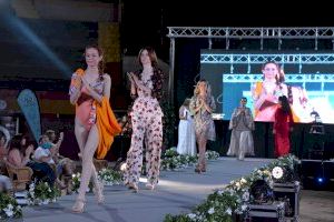 Las diseñadoras y tiendas de Oropesa del Mar brillan sobre la pasarela en la II Semana de la Moda