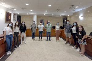 8 estudiantes inician las prácticas de “Utiel te beca”