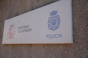 Arrestadas nueve personas en Alicante pertenecientes a una red que falsificaba permisos de conducir a venezolanos