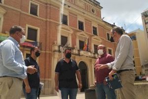 El PSOE veta el 'bou al carrer' que el PP defiende y limita la fiesta a toros de plaza