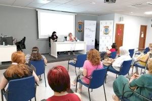 La Diputació y Fevecta impulsarán cooperativas lideradas por mujeres en el sector de los cuidados
