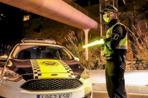 Cuatro detenidos en Alicante: Robo, delitos contra la autoridad y seguridad vial y quebrantamiento de orden de alejamiento