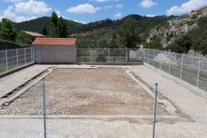 PP: “L'alcalde de Morella soterra la piscina d'Ortells”
