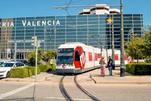 La Generalitat ofrece servicios especiales de tranvía para visitar la Feria del Manga