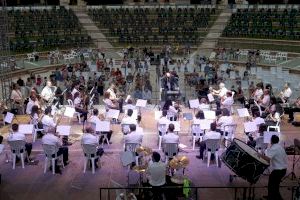 La SM l’Illa abre los ‘Concerts d’Estiu’ de las bandas de Benidorm en el auditorio Julio Iglesias