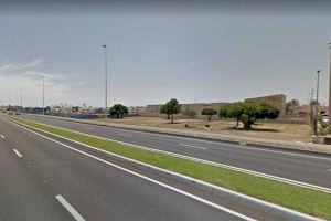 Un motorista fallece tras salirse de la vía en Torrevieja