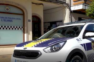 La Policía Local evita la ocupación de un chalé en l’Eliana