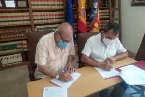 El Ayuntamiento de Aspe  firma el convenio con la Plataforma solidaria "Aspe Contra el Hambre"