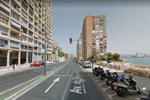 Dos ferits després d'un accident entre una moto i un vianant a Alacant