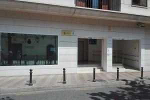 Denuncian temperaturas de hasta 30 grados en las oficinas DNI más concurridas de Valencia