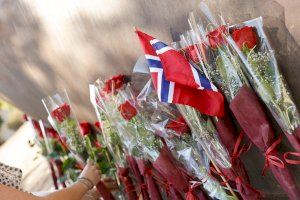 L’Alfàs recuerda a las víctimas de los atentados de Oslo y Utoya en su décimo aniversario