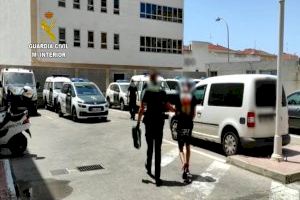 Ingresa en prisión un hombre por cometer diez robos en una semana en Torrevieja