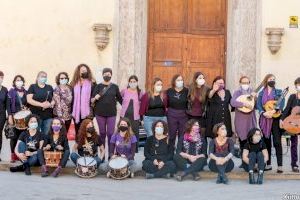 Ontinyent visibilitza a les "cantaores" valencianes amb l'activitat "Parint versos entre dones"