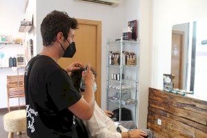 Benicàssim pedirá la rebaja del IVA para el sector de las peluquerías