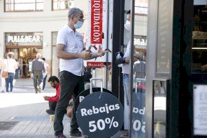 El 53% dels valencians realitza hores extres que no estan controlades o pagades
