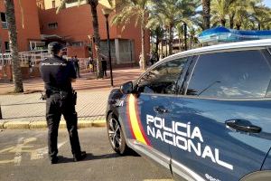 La Policía Nacional ha detenido a una mujer por sustraer 13.000 euros utilizando el conocido timo de "la siembra"
