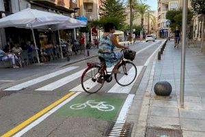 Benicarló habilita nous ciclocarrers per a millorar la convivència amb les bicicletes