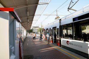 El nuevo sistema de información de las paradas del tranvía de Metrovalencia comienza a funcionar en pruebas durante este mes de agosto
