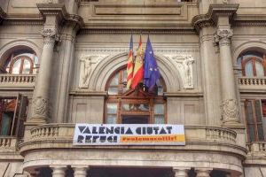 València se ofrece a acoger personas refugiadas de Afganistán