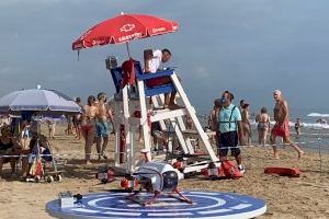 Bravo defiende la eficacia de drones para prevenir ahogamientos y salvar vidas en las playas valencianas
