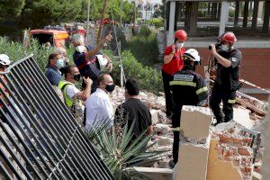 La Conselleria de Vivienda desplaza a técnicos a Peñíscola para evaluar los daños y las viviendas del edificio colapsado