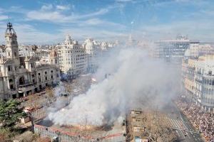 Diverses “mascletaes” i castells artificials inundaran el cel de València aquestes Falles