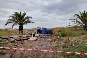 La playa del Puerto de Sagunto sigue cerrada por los daños ocasionados por la tormenta