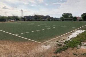 El PP de San Vicente critica que un año después no se haya solucionado la carencia de pistas de fútbol