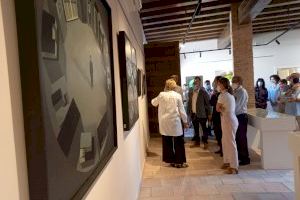 La Casa Alamanzón de Utiel  estrena patio con escenario y nueva sala de exposiciones con la obras del artista utielano ANZO