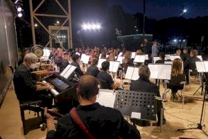 El “Concert de 40 aniversari” de la Unió Musical cautivó al público