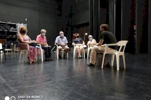 L'Escola Municipal de Teatre d'Almussafes inicia les classes del grup integrat per majors
