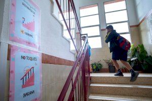 Educació llança un protocol en els col·legis valencians per frenar les conductes suïcides