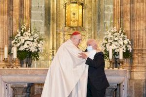 El cardenal Carlos Osoro y los tres obispos auxiliares de Madrid peregrinan a la capilla del Santo Cáliz