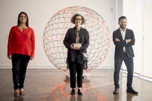 La artista Mona Hatoum recibe el Premio Internacional Julio González del IVAM