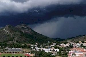 Las fuertes tormentas y el granizo golpean la Comunitat Valenciana