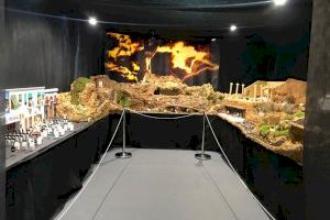 La corporación de “Granaders de la Verge” de la Semana Santa Marinera de Valencia inaugura una exposición de escenas de la Pasión