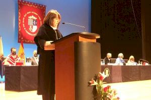 El alcalde de Elche y la concejala de Universidades asisten a la apertura del curso de la UA