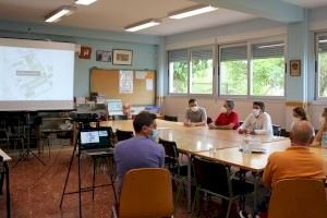 Ontinyent prepara l’espai perquè la Conselleria instal·le els aularis prefabricats dels col·legis Martínez Valls i Vicente Gironés