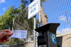 Benidorm conecta gratuitamente 1.300 plazas de aparcamientos públicos disuasorios con el transporte urbano