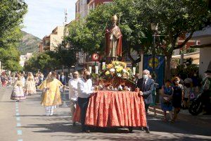 Benicàssim honra a su patrón Santo Tomás de Villanueva