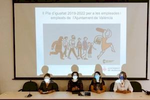 La plantilla de l’Ajuntament de València al complet inicia la seua formació bàsica obligatòria en igualtat