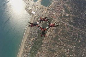 La élite paracaidista vuelve a Castellón con el campeonato nacional