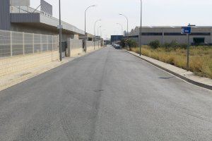 Almussafes inicia el asfaltado de sus polígonos gracias a las ayudas del IVACE
