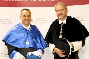 El profesor de la UMH Ángel Carbonell, Doctor Honoris Causa por la Universidad de Ciencias Ambientales y de la Vida de Breslavia