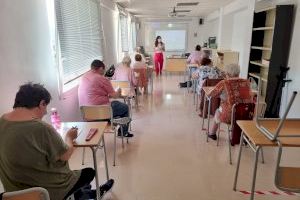 El centre de FPA Paulo Freire de Almenara inicia el curso con más de 320 personas inscritas